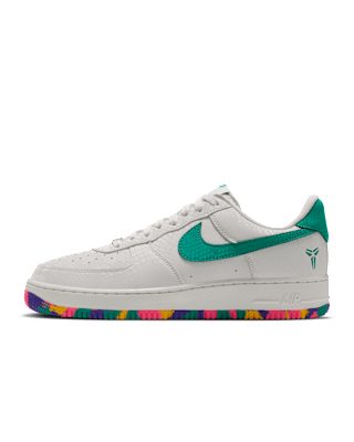 Fecha de lanzamiento de los Kobe Air Force 1 Low "Sail and Multi-Color" (IB0018-104)