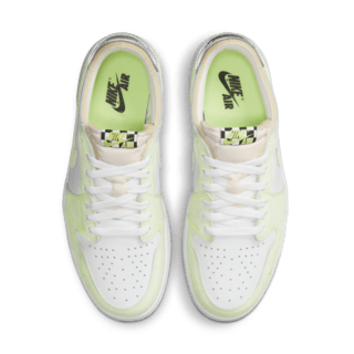 【NIKE公式】エア ジョーダン 1 LOW OG 'Ghost Green' (DM7837-103 / AJ 1 LOW OG)