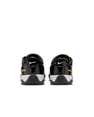 【NIKE公式】トータル 90 'Black and White' (HJ9351-001 / T90 SP)
