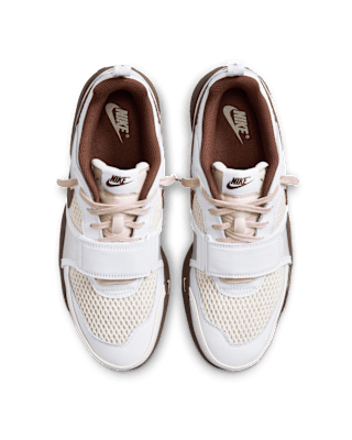 Lanseringsdato for Zoom Field Jaxx «White and Light Chocolate» (HQ3073-100)