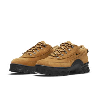 Women's Lahar Low 'Wheat' Release Date . Nike SNKRS