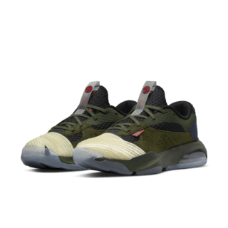 Fecha de lanzamiento del Jordan Air 200E "Carbon Green and University Red" (DQ6385-360)