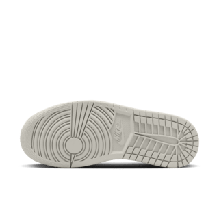 女款 Air Jordan 1 低筒鞋 'Black Cement' (CZ0775-001) 發售日期 