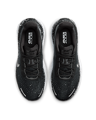 女款 Vomero Premium 'Black and White' (IU2827-001) 發售日期