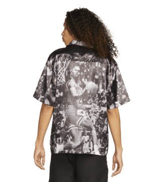 วันเปิดตัวเสื้อ Jordan x A Ma Maniére