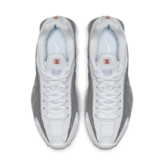 วันเปิดตัว Shox R4 "White and Metallic Silver" (AR3565-101)