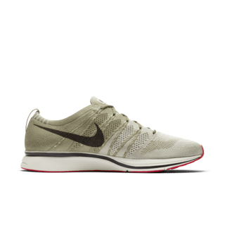 FLYKNIT TRAINER