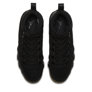 【NIKE公式】エア ジョーダン 9 レトロ ブーツ 'Black and Gum Light Brown' (AR4491-025/AIR JORDAN 9 RETRO BOOT NRG)