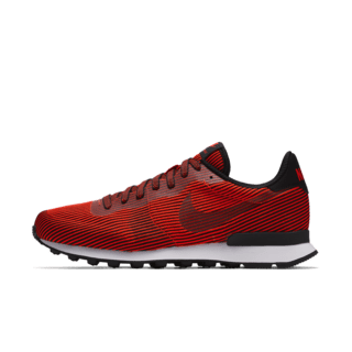 INTERNATIONALIST JACQUARD