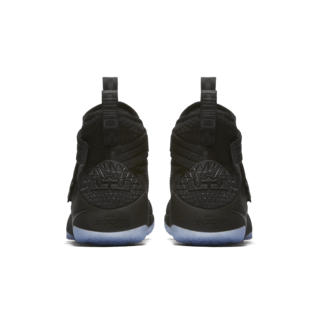 LEBRON SOLDIER XI