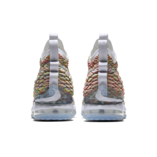 LEBRON 15