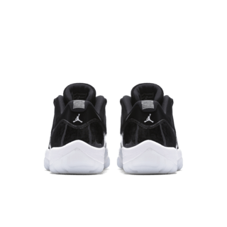 AIR JORDAN XI LOW