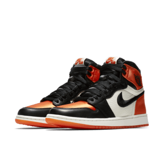WMNS AIR JORDAN I