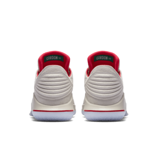 AIR JORDAN XXXII LOW