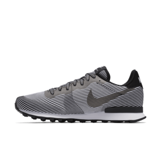 INTERNATIONALIST JACQUARD