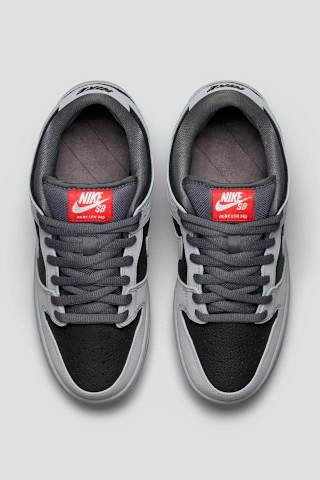 DUNK LOW SB