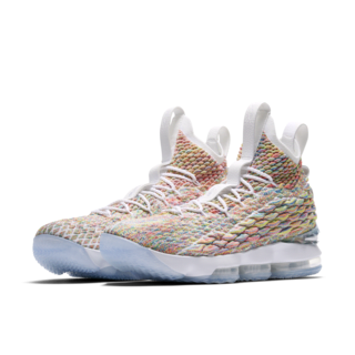 LEBRON 15