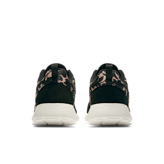 WMNS ROSHE ONE