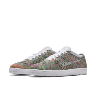 WMNS NIKECOURT TENNIS CLASSIC ULTRA FLYKNIT