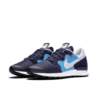 AIR BERWUDA