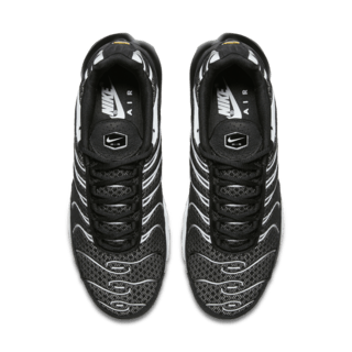 AIR MAX PLUS