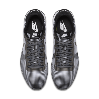 INTERNATIONALIST JACQUARD