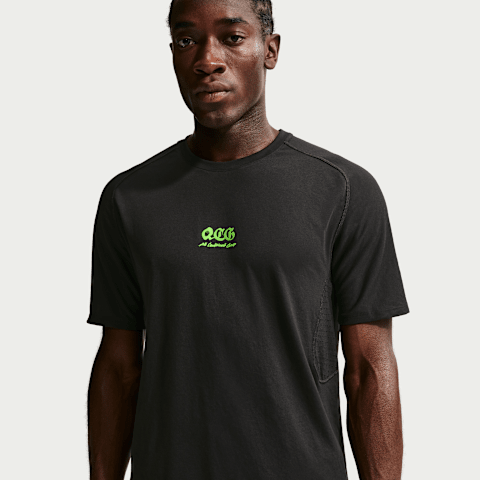 Мужской топ Nike ACG "Solar Chase" Dri-FIT ADV, цвет: Чёрный / Снежный белый