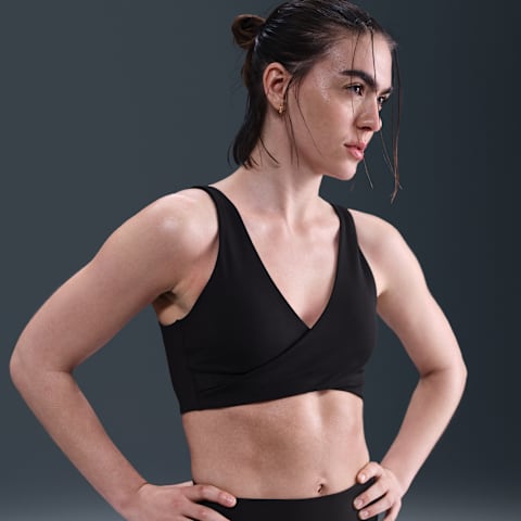 Спортивное бра One, уплотнённая чашка, лёгкая поддержка — Nike, цвет: Чёрный / Серый