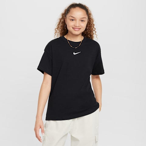 Футболка Nike Sportswear Essential для девочек, цвет: Чёрный