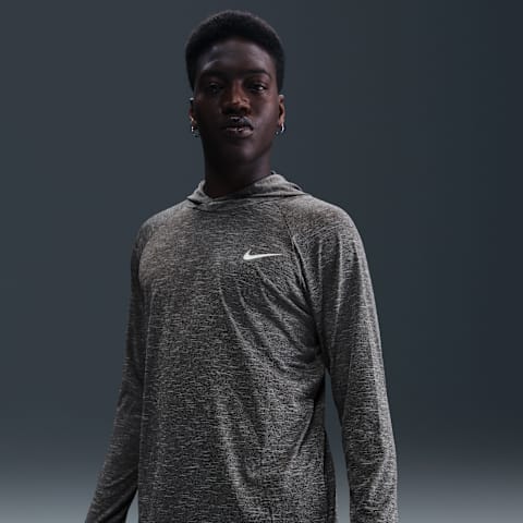 Мужской плавательный топ Nike Swim Hydroguard Essential Dri-FIT UV с капюшоном, цвет: Чёрный