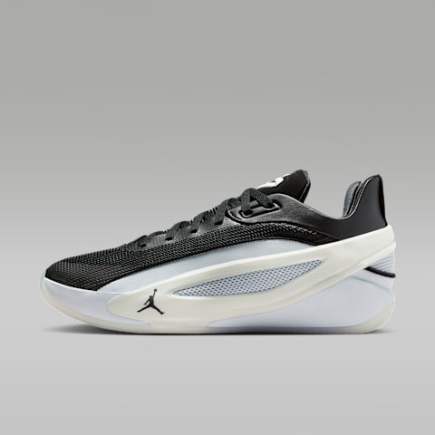 Мужские кроссовки Nike Luka 5 Basketball, цвет: Чёрный / Серый