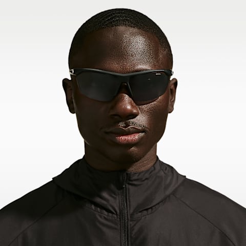Солнцезащитные очки Nike Tailwind Heat, цвет: Чёрный / Серый