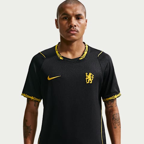 Мужской топ Nike Chelsea FC 2026/27 Stadium Away Dri-FIT Soccer Replica Jersey, цвет: Чёрный / Золотой