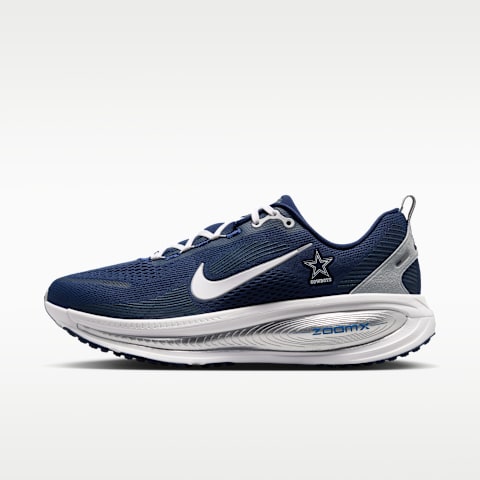 Мужские кроссовки Nike Vomero 18 (Dallas Cowboys) NFL Road Running, цвет: Тёмно-синий / Волчий серый