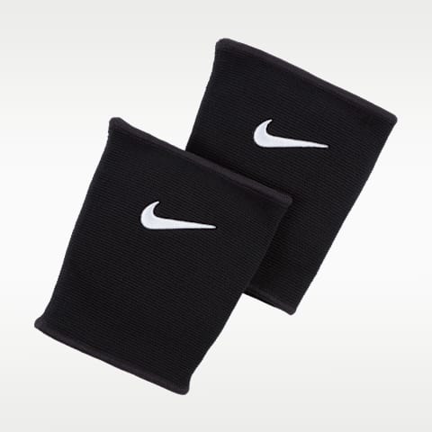 Волейбольные наколенники Nike Dri-FIT Essential, цвет: Чёрный