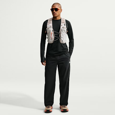 Мужские брюки для походов Nike ACG High Stakes, цвет: Чёрный / Снежный белый
