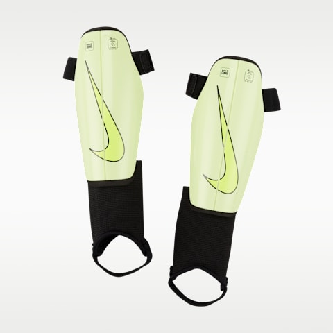Детские футбольные щитки Nike Charge, цвет: Кислотно-жёлтый / Чёрный