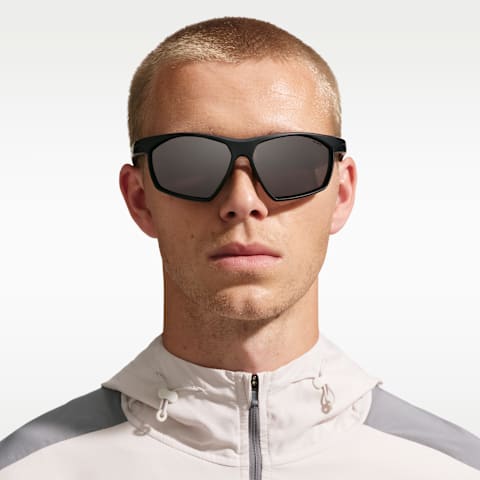 Солнцезащитные очки Nike Windtrack Heat, цвет: Чёрный / Серый