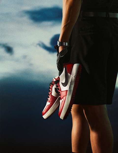 エア ジョーダン 1 LOW G スパイク