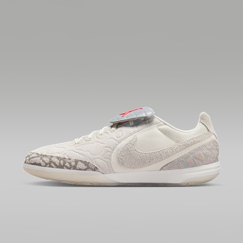 Мужские кроссовки Jordan Tiempo Streetgato SE Indoor/Court Low-Top Soccer Shoes