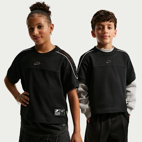Детские топы Nike Sportswear Collection Big Kids' Short-Sleeve Top