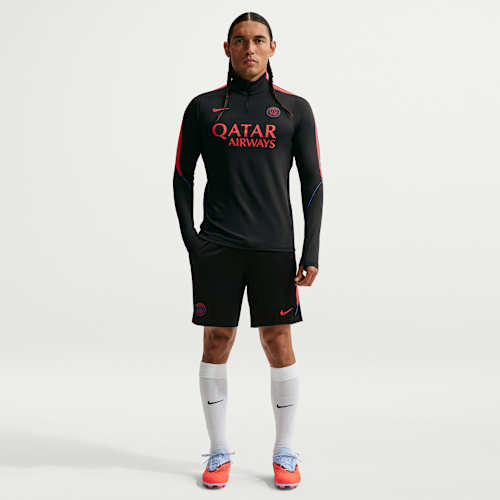 パリ サンジェルマン (PSG) ストライク