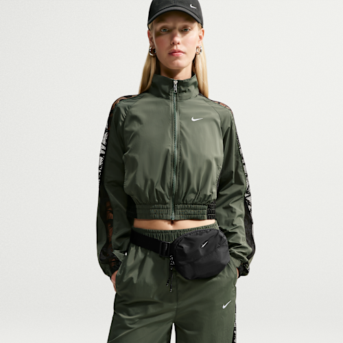 Nike Aura