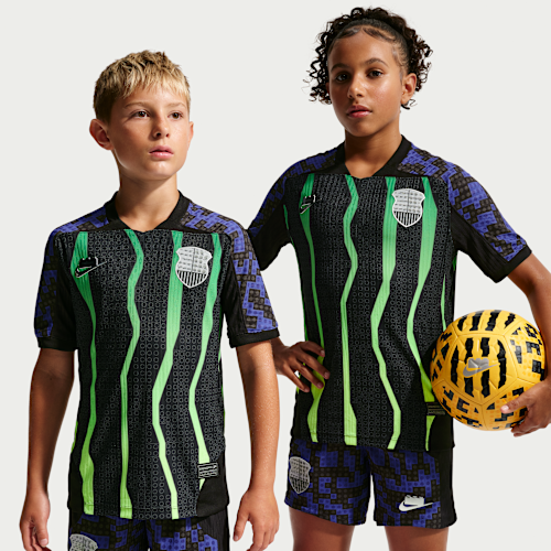 Nike x LEGO® Collection
