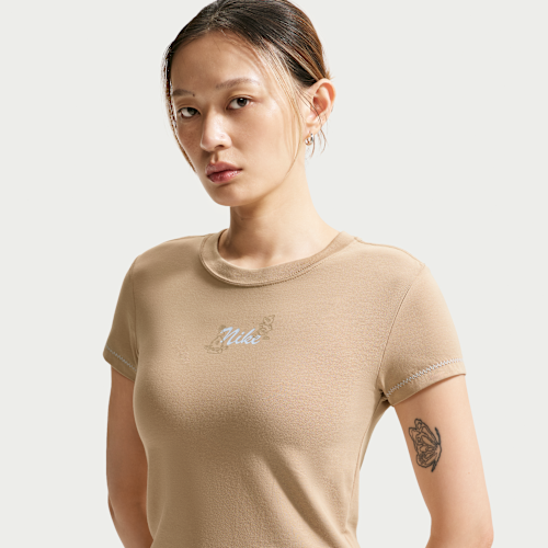 Nike スポーツウェア チル ニット