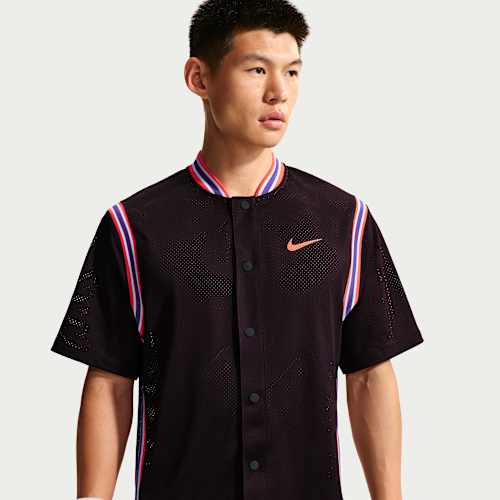 Nikeコート スラム