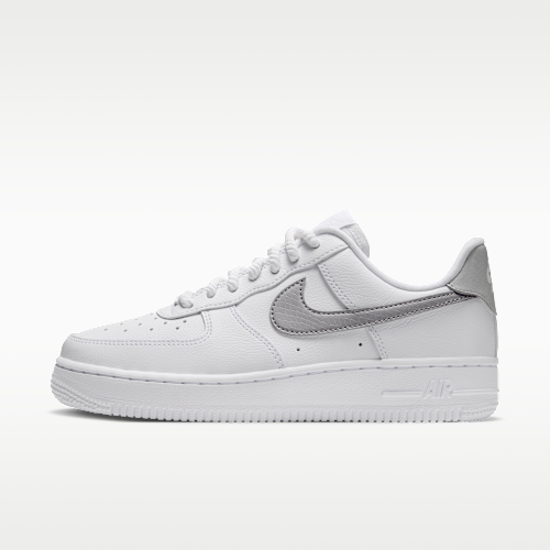 Nike エア フォース 1 '07