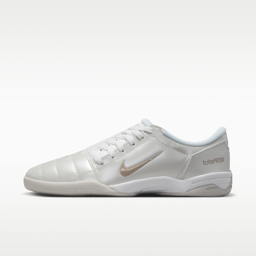 Nike Total 90