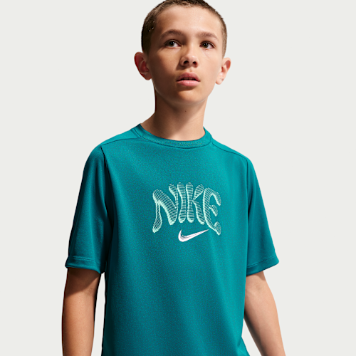 Nike マルチ リフレッシュ