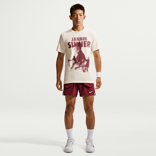 Nikeコート スラム
